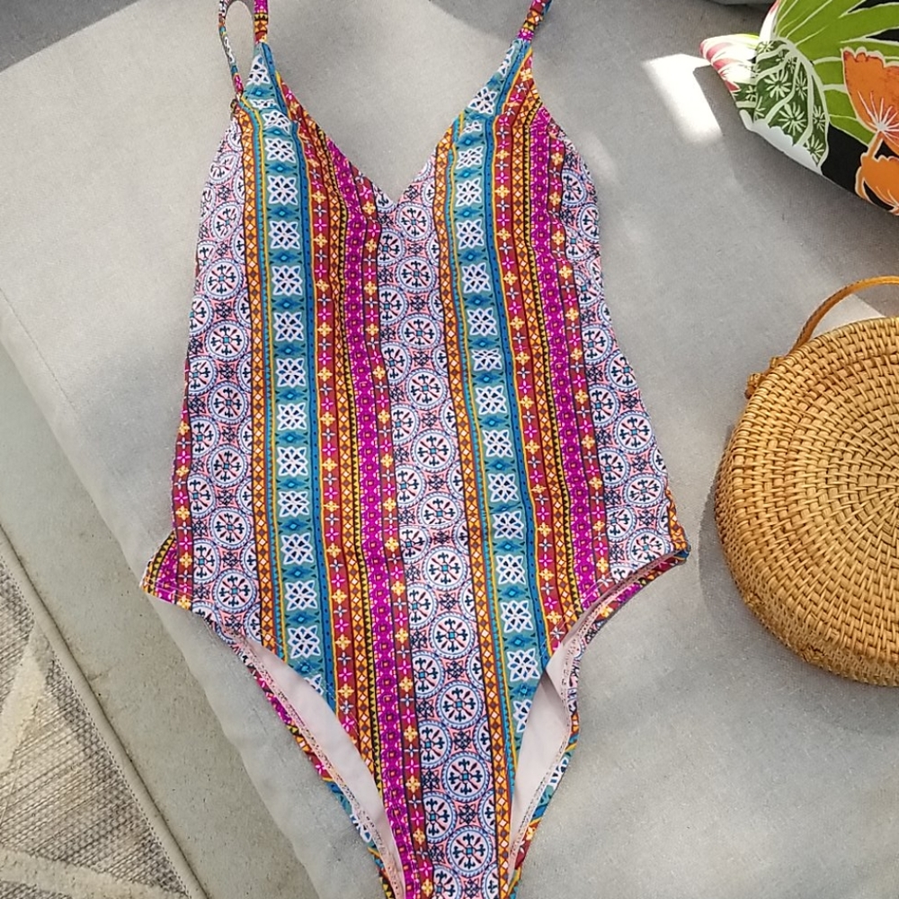 NWOT BOHO PRINT 1 PIECE